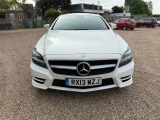 /photos/11873/465a7b38-0770-c827-21fd-184ff849bac1_i320x240.jpg